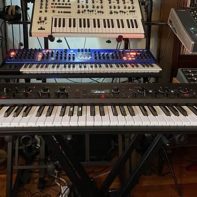 Korg KingKORG Limited Edition 61-Key Analog Modeling Synthesizer 2010s - Black image 4