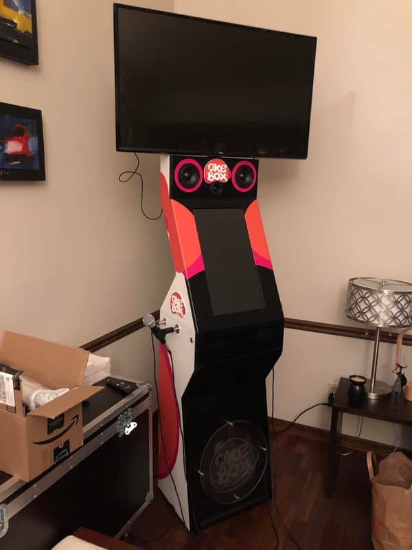 Okebox  Stand-Alone Karaoke Machine image 1