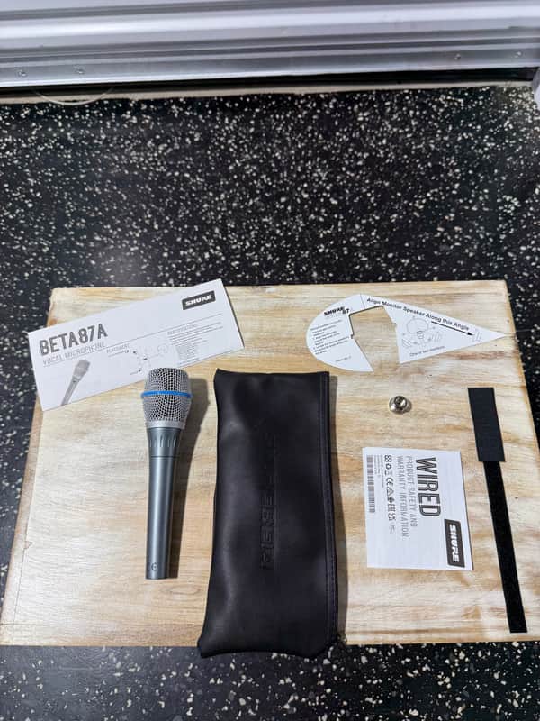 Shure BETA 87A Supercardioid Dynamic Mirophone