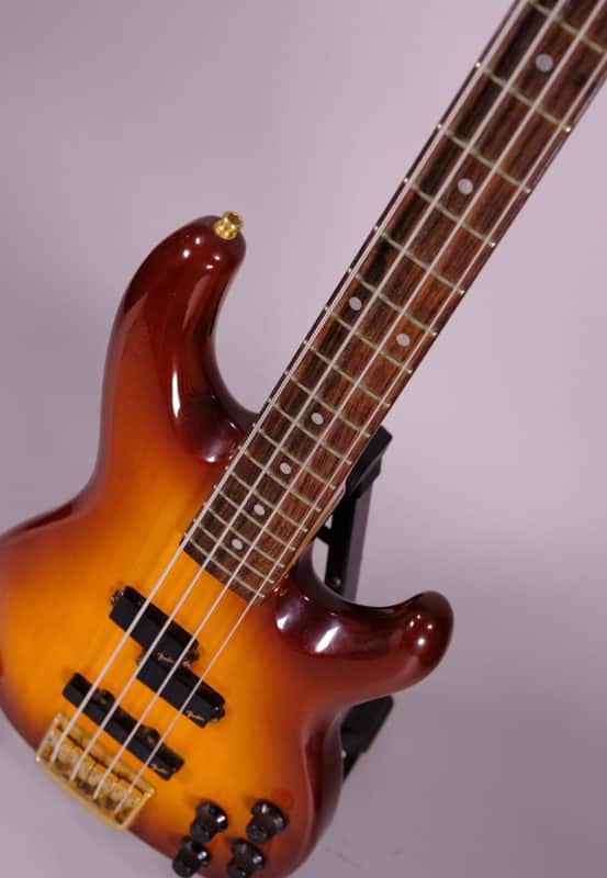 Fender Precision Lyte Made in Japan 1984 image 1