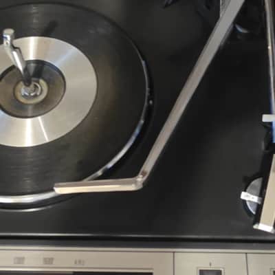 National SG-707 vintage portable radio phonograph (turntable) system/1971 image 3