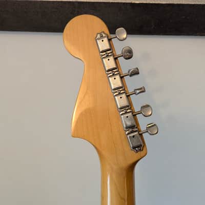 Fender Jaguar Baritone Custom 2004 - 2006 Sunburst image 9