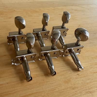 Fender MIJ Vintage-Style Stratocaster / Telecaster Tuning Heads (6) image 3