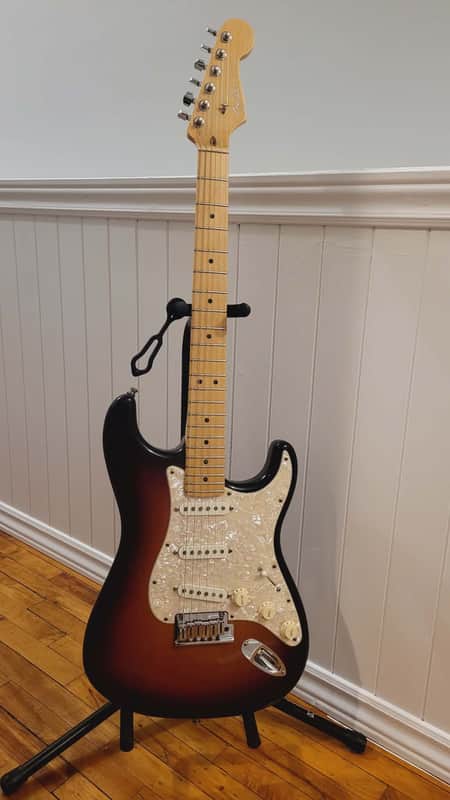 Fender American Deluxe Stratocaster 2004 - 2010 | Reverb Canada