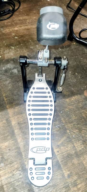 PDP SP300 SINGLE BASS DRUM PEDAL image 1