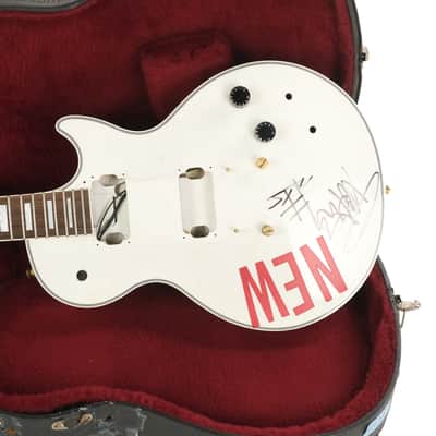 "NEW" Epiphone Elitist Les Paul Custom Owned by Frank Iero image 18