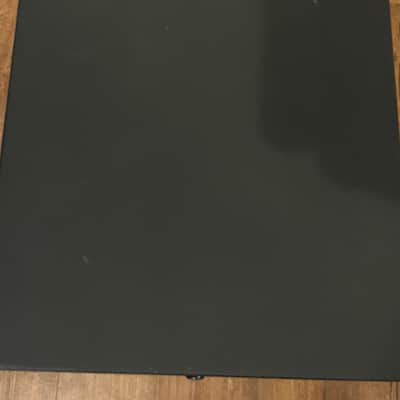 Amphion two 18, amp500, baseOne25, base amp 500 and amphion cables. Offers welcome. 2018 - black. image 13