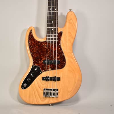 2006 Fender FSR Standard Natural Finish Left-Handed Jazz Bass image 2