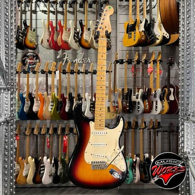 Fender   American Standard Stratocaster 2004 image 2