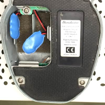 Danelectro Cool Cat Chorus 2000s - Blue image 2