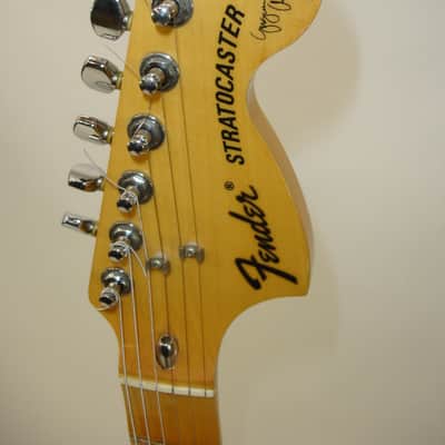 90's Fender Artist Series Yngwie Malmsteen Signature Stratocaster Electric Guitar, Vintage White image 13