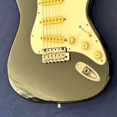 Fender Stratocaster MIJ Black 1985–1987 image 3