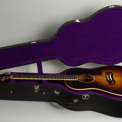 Gibson  J-55 1939 Re-issue Flat Top Acoustic Guitar (2023), ser. #21833049, original black hard shell case. Bild 10