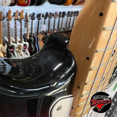 Fender Classic 70 Stratocaster Sunburst image 5