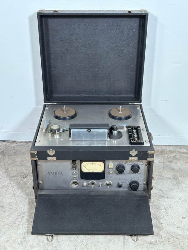 Vintage Ampex 401A Tube Audio Amplifier Reel To Reel Magnetic Tape Recorder Transport / Preamplifier image 1