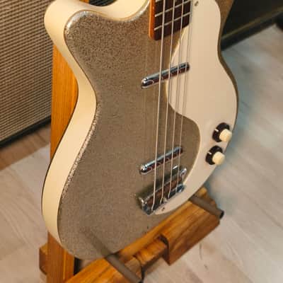 Danelectro 59DC Long Scale Bass 2010s Sparkling Champagne image 9