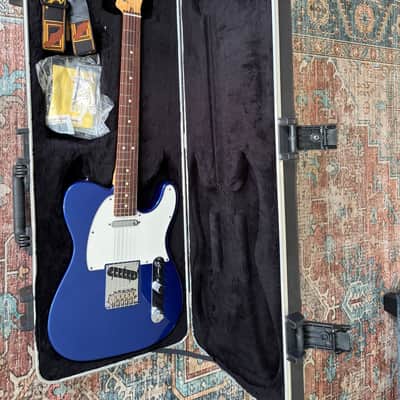 Fender American Standard Telecaster with Rosewood Fretboard 2013 - 2014 - Mystic Blue image 3
