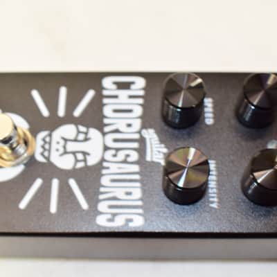 Aguilar Chorusaurus V2 Bass Chorus Guitar Effects Pedal w/ Box image 3