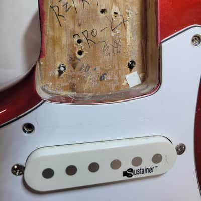 Fernandes Retrorocket Pro SUSTAINER 2004 • LEFTY • Metallic Red image 7