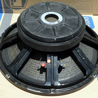 RCF L15-554 15" woofer image 4