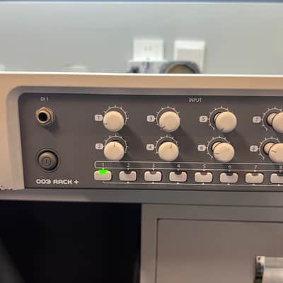 Digidesign Digi 003 Rack+ Rackmount Firewire Interface with 8 Mic Pres 2000s - Gray imagen 2