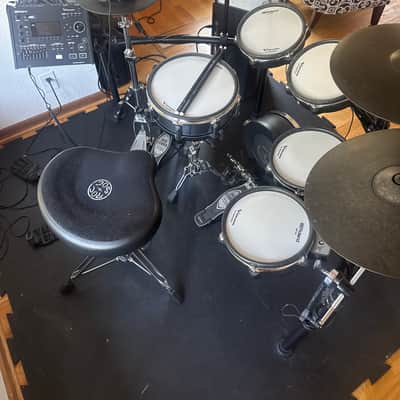Roland TD713 V-Drum Kit with Mesh Pads 2024 - Present - Black image 3