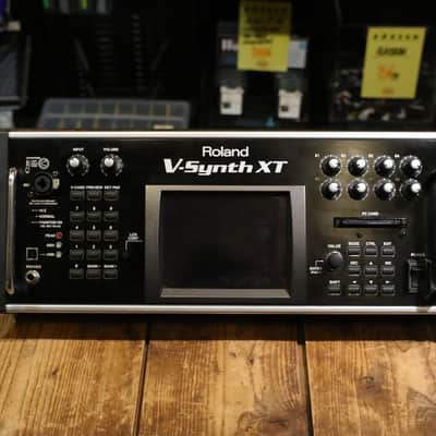 Roland V-Synth XT Rack Mount Digital Synthesizer 2005 - 2009 - Black image 2