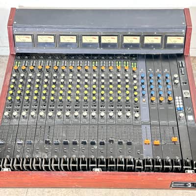 Yamaha PM-1000 16-Channel 4-Bus Mixing Console 1970s - Black image 2