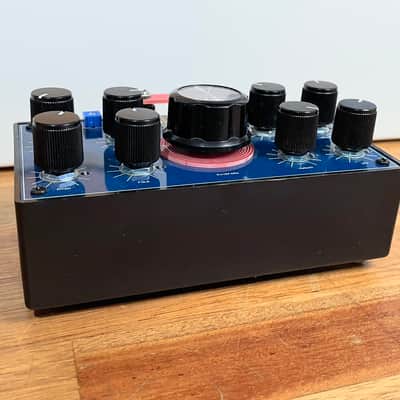 Home Bake Instruments New Coast - Wavetable & Fold Synthesizer Module image 2
