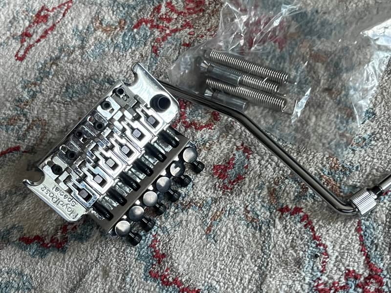 Floyd Rose  - Special Chrome 37 tremolo bridge image 1