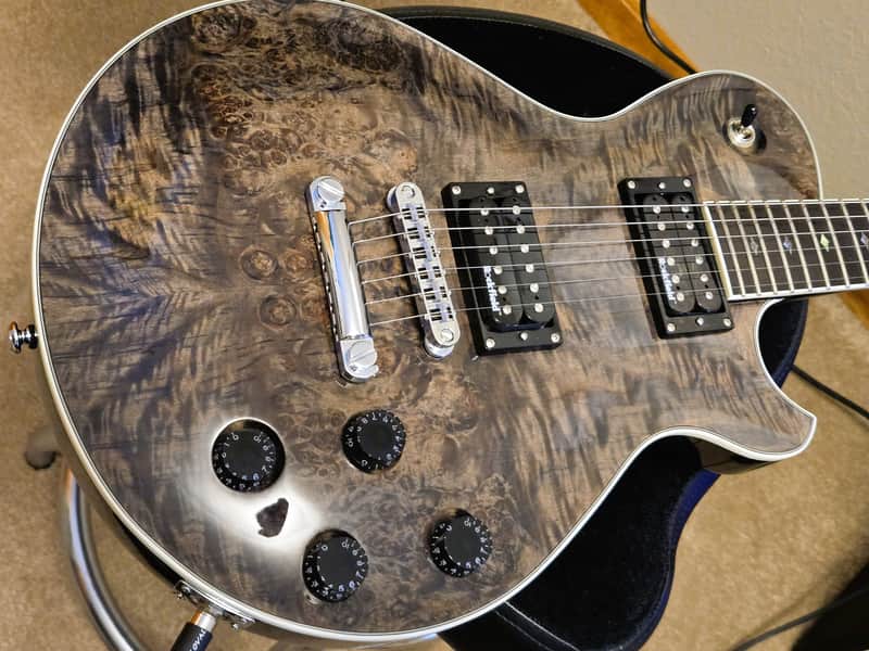 Michael Kelly Patriot 2015 Supreme Tiger Eye image 1