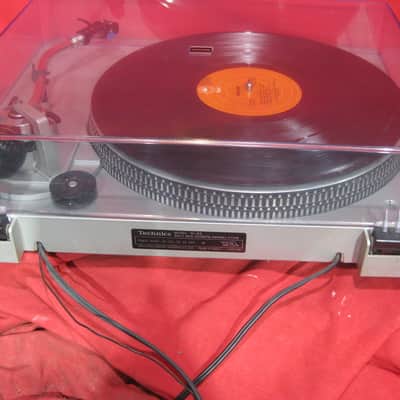 Technics SL-D2 Direct Drive Semi-Automatic Turntable - SERVICED! image 5