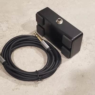 Custom Replacement Footswitch for Peavey EVH 5150, 6505 Series Red/Blue (With Cable) image 3