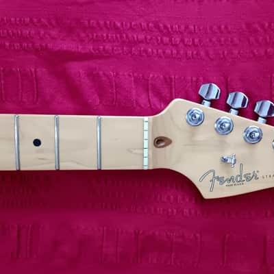 Fender 099-3002-921 American Standard Stratocaster Neck (w/ Tuners), 22-Fret 2003 - Maple image 4