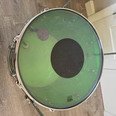 Ludwig Early 70s Vistalite Floor Tom 16x18 (18 Diameter) Green Rare image 16
