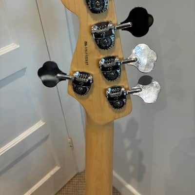 Fender American Precision V 5-string bass 2013 - 3-tone sunburst image 9