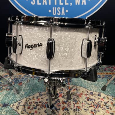Rogers - 14x6.5" Dyna-Sonic Bread and Butter Lug Snare Drum, Reissue   2010's - White Marine Pearl image 8