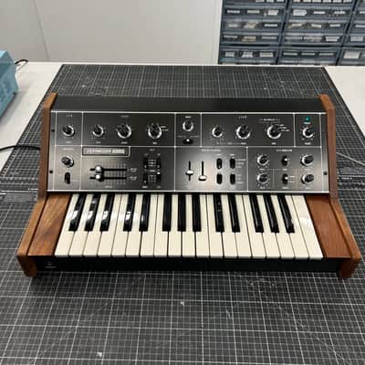 Korg 770 // Consignement