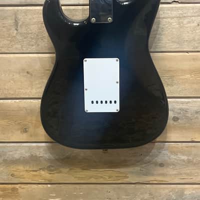 Squier MIJ Stratocaster  1987 - Black image 8