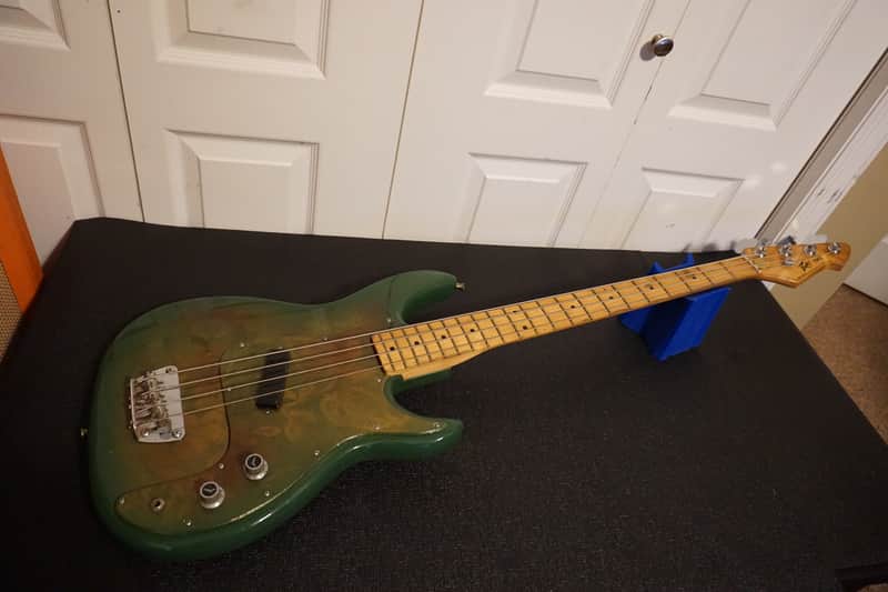 Peavey Fury 1983 Green Clover Custom Finish Super Ferrite Pickup Vintage Made in USA Maple Neck MIA image 1