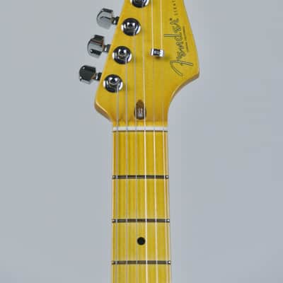 Fender American Professional II Stratocaster with Maple Fretboard - Sienna Burst image 4