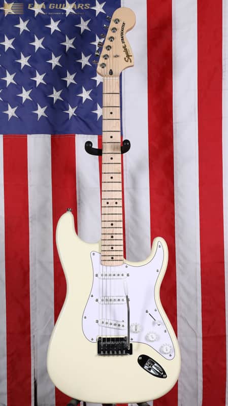 Squier Affinity Series Stratocaster with Maple Fretboard - Olympic White image 1