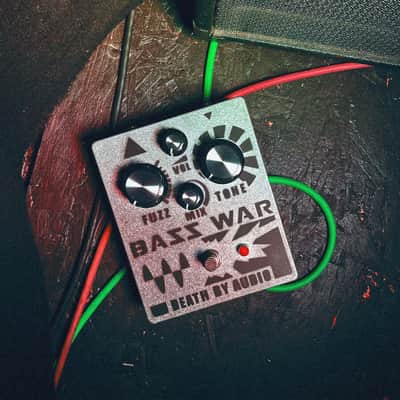 Death By Audio Bass War 2024 - Present - Silver / Black image 4