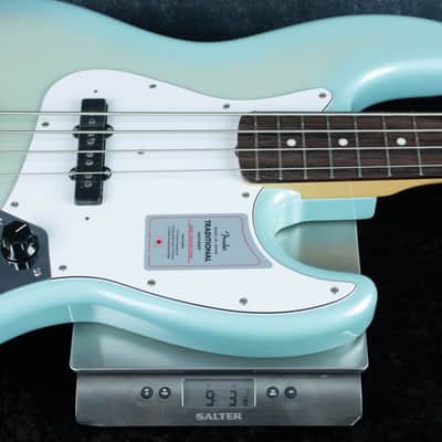 Fender Made in Japan Traditional 2025 Collection 60s Jazz Bass Stardust Blue JD25022273 image 6