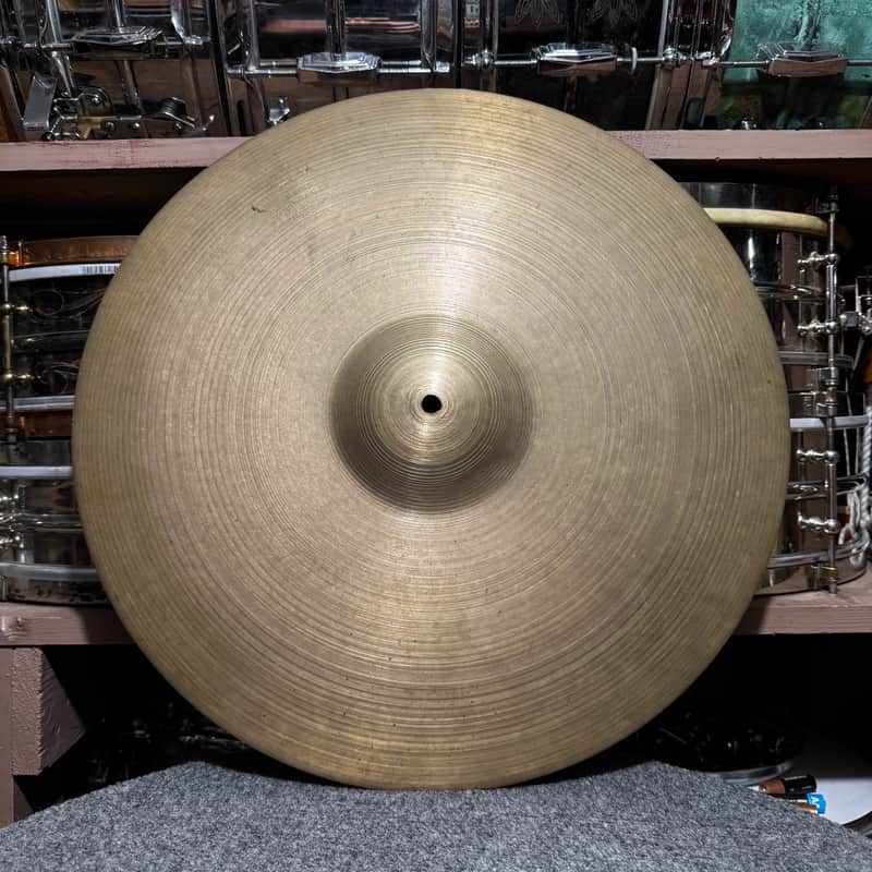 Zildjian 18" Crash Cymbal Large Stamp 1950's image 1