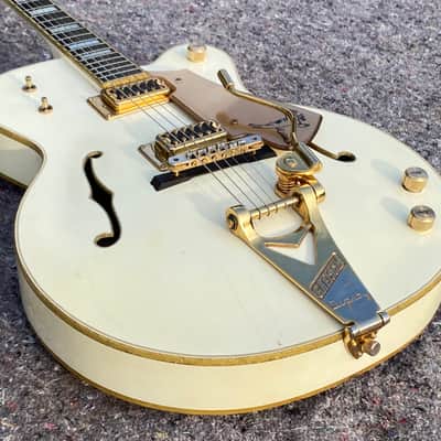 Gretsch White Falcon 1976 - 17" wide hollow single cutaway body image 3