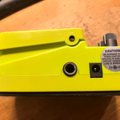 Behringer UW300 Ultra Wah 2010s - Green image 3