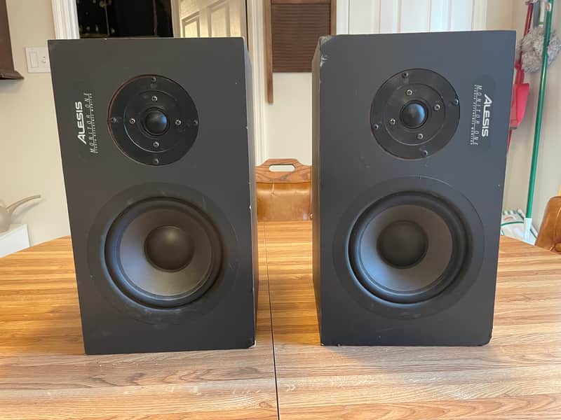 Alesis Monitor 1 - Black image 1