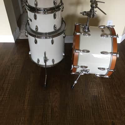 1970's Yamaha Recording Custom 9000 Series White Drum Set- image 8