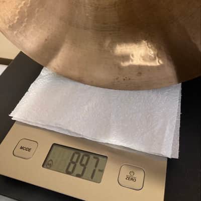 Paiste Giant Beat 15” Top hi hat cymbal 897 grams - Brilliant image 12